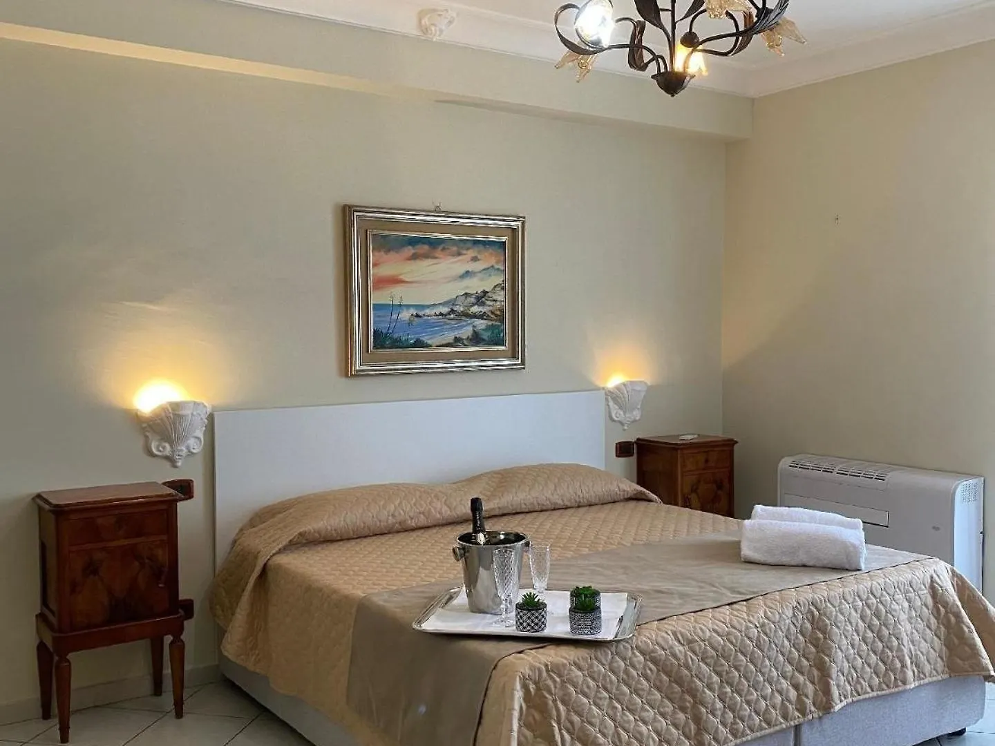 Apartment Scala Dei Turchi Palace Suiten Fuer 4 Personen In Realmonte