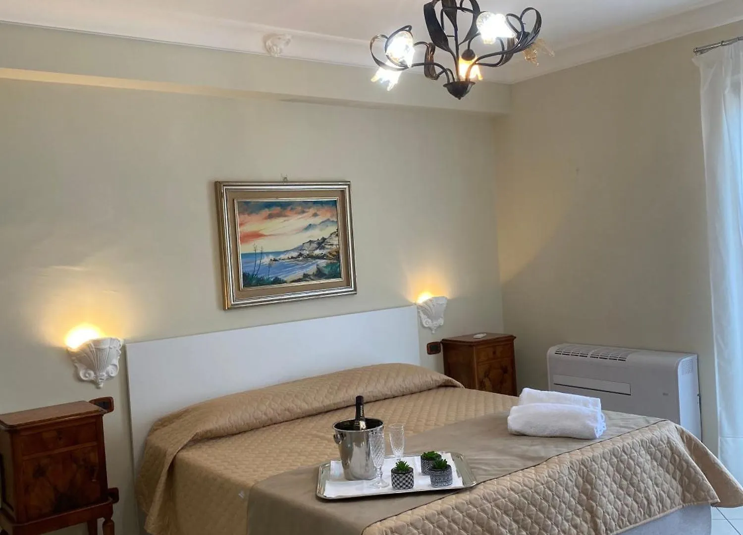 Apartment Scala Dei Turchi Palace Suiten Fuer 4 Personen In Realmonte